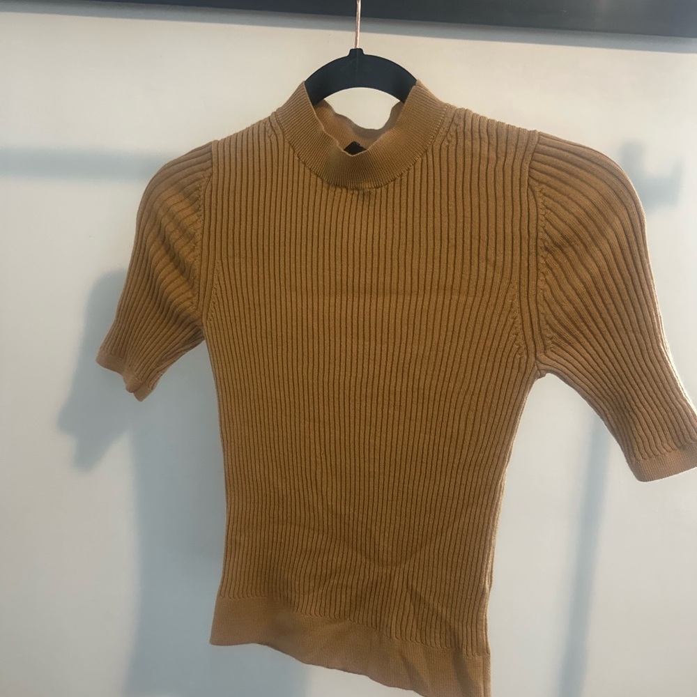 Uniqlo Ribbed Knit Top in Tan